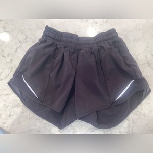 Lululemon Hotty hot shorts